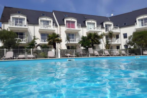 Beg Meil centre, 300 m de la plage